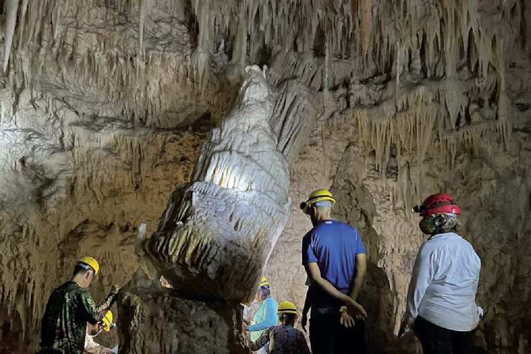 San Juan: Camuy River Canyon and Cave Tour with Pickup