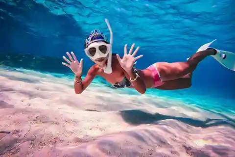 AMALFI: small group boat tour to Capri drinks and snorkeling