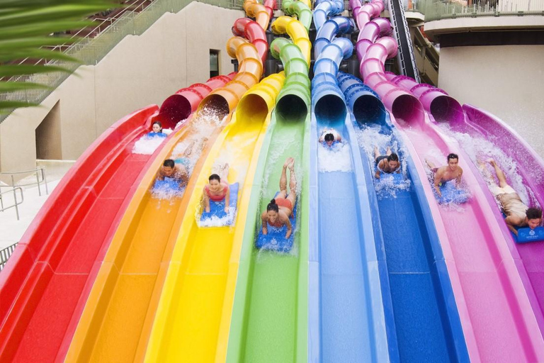 Hong Kong: Water World Entry Ticket Water World Pre-Summer Splash Admission Ticket