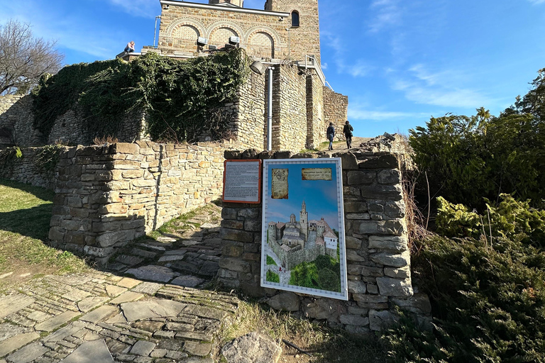 Depuis Bucarest : excursion d'une journée vers les temps forts de la BulgarieFrom Bucharest: Full-Day Trip to Bulgaria Highlights