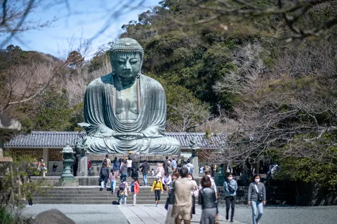 鎌倉と江ノ島への旅：神社、海辺、お寺、お茶