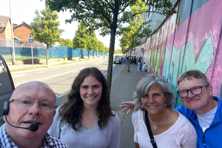 Belfast : Visite du mur de la paix et de la peinture murale