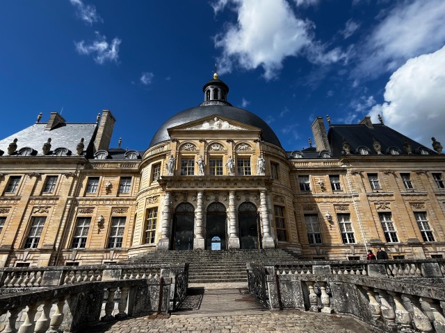 Visit Vaux-le-Vicomte - Private Tour with Official Licensed Guide in Château de Courances