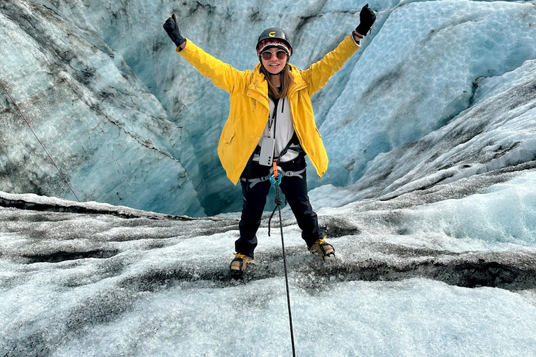 Sólheimajökull: Midnight Sun Glacier Walk with Guide