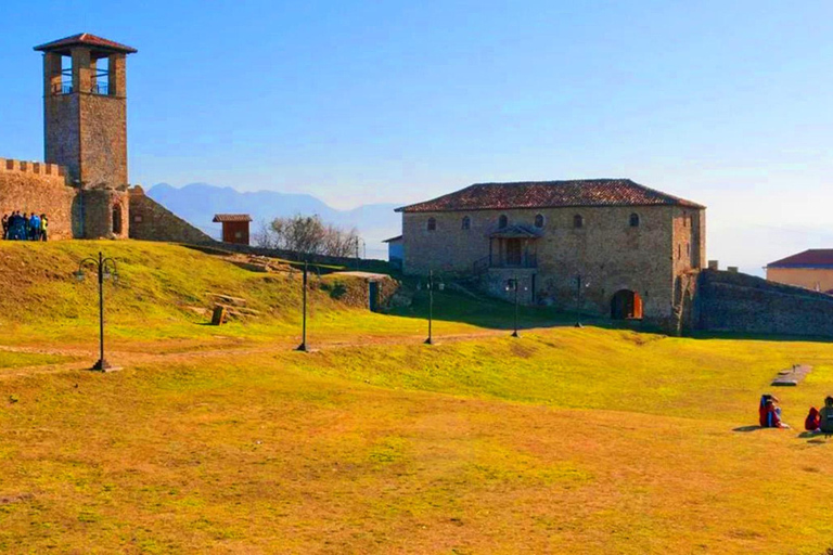 Durrës/Golem: Bovilla Lake & Preza Castle Golden Hour Tour Durrës/Golem: Bovilla Lake & Preza Castle golden hour Tour
