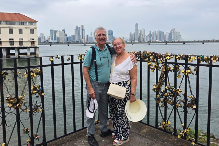 Casco Viejo Walking Tour: History, Culture & Local Tasting