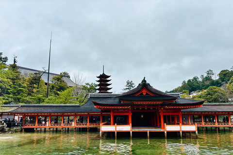 Miyajima: Half Day Private Tour from Hiroshima Station