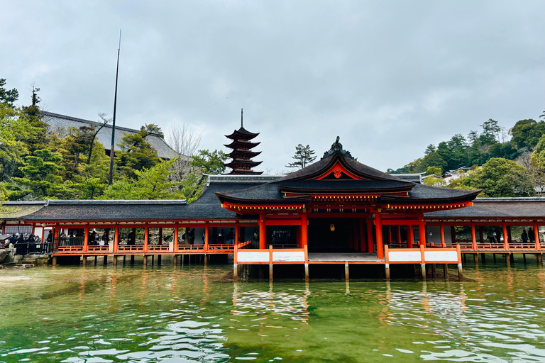 Miyajima: Half Day Private Tour from Hiroshima Station