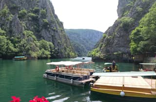 Skopje: Matka-Schlucht, Millennium-Kreuz und Dorftour