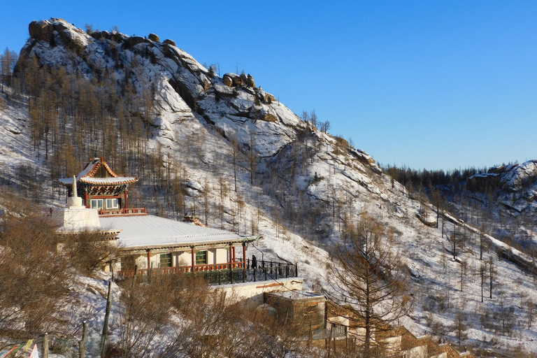 Ulaanbaatar: ruiterstandbeeld van Chinggis Khaan - Terelj NP