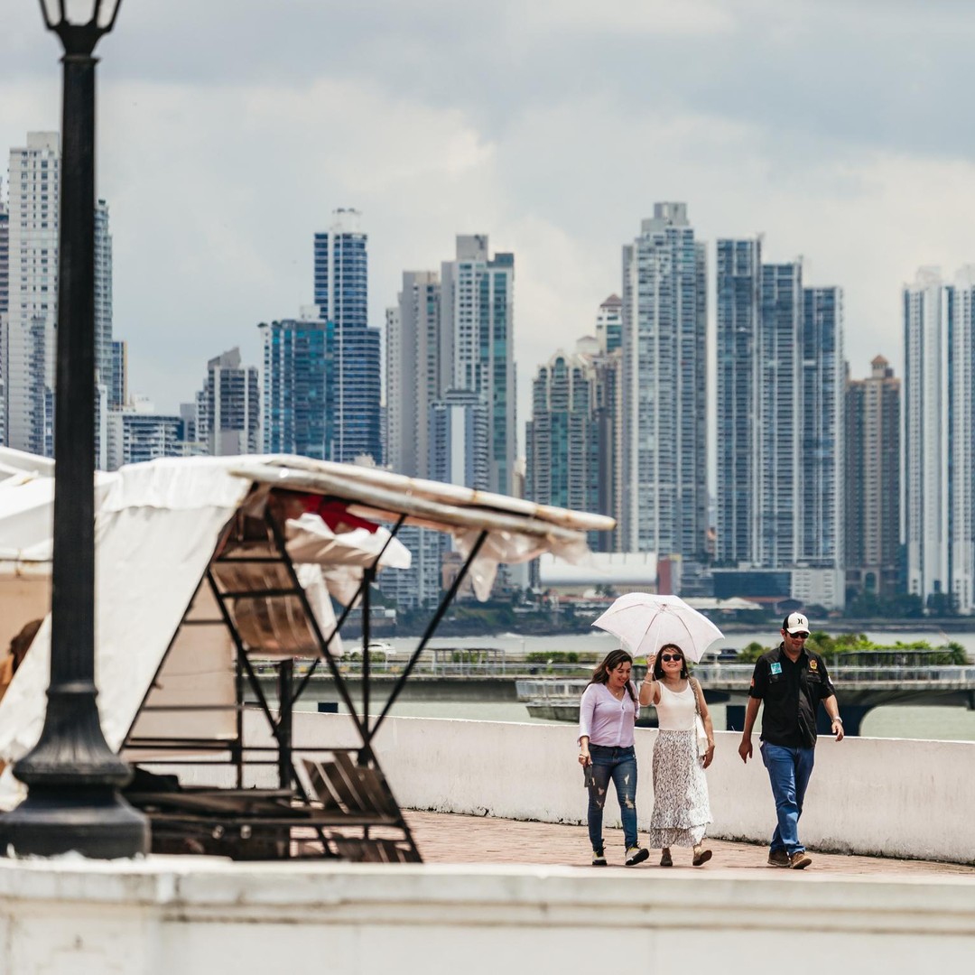 Colagem de mídia