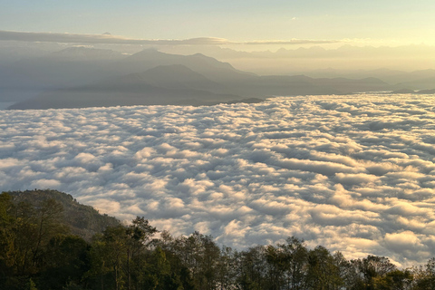 Nagarkot Nights: una notte di lusso, montagne e alba