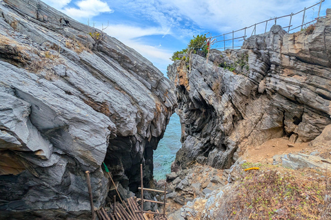 Desde Bangkok: Excursión de un día a la isla de Koh Sichang en Tuktuk