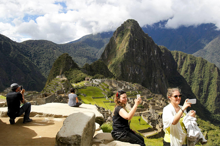 Machu Picchu Circuit 2: Classic Guided Tour & Bus Tickets Machu Picchu Circuit 2 Ticket with Shared Guide & Bus