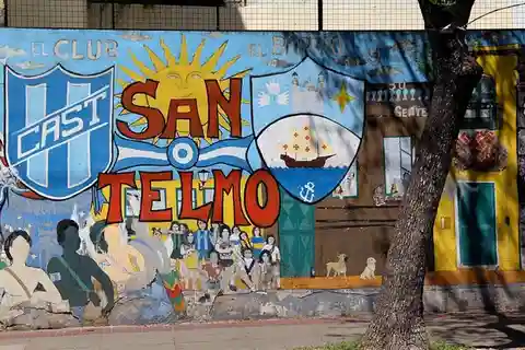 Tour a pie en grupo reducido Barrio de San Telmo