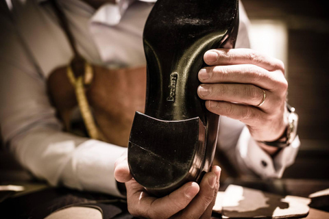 Hanoi: Incense Village & Hat or Shoe Factory, Perfume Pagoda Morning: Hanoi Hat Village and Incense Village - SMALL GROUP