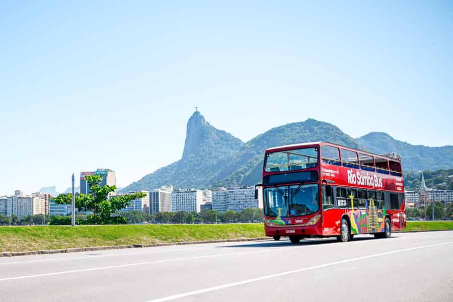 Hop-ON Hop-OFF Sightseeing-Bus in Rio de Janeiro – Rio Samba Bus. Foto: GetYourGuide