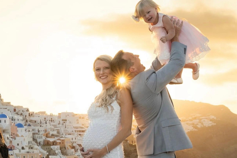 The Art of Santorini Light in Oia by Rey 1 HOUR FAMILY OIA