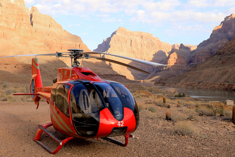 Las Vegas: Grand Canyon Helikoptertur, båttur &amp; Skywalk