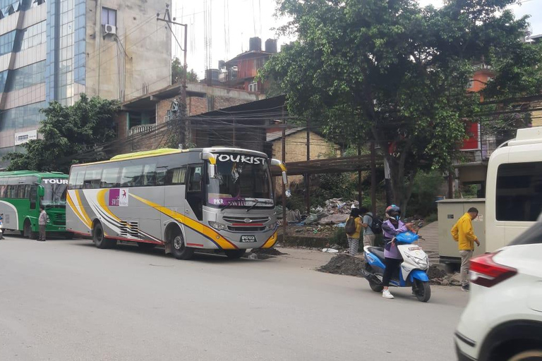 Billetes de autobús turístico Katmandú-Chitwan-Pokhara-Katmandú.