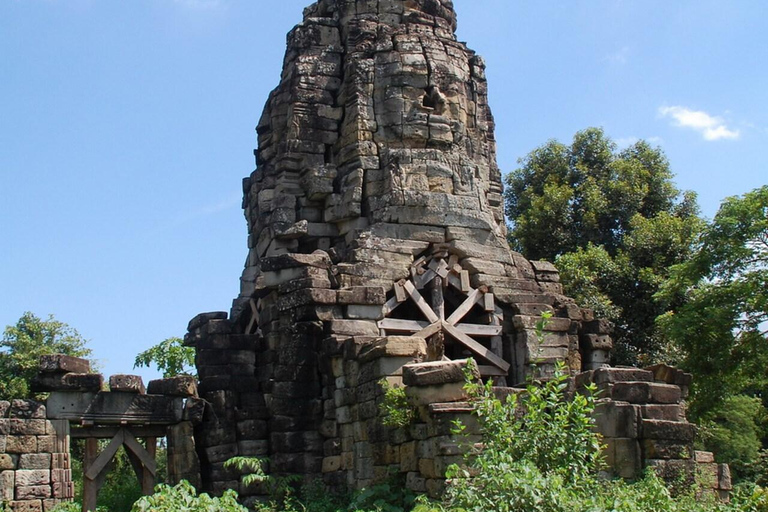 Banteay Chhmar and Banteay Top Temple Private Tour