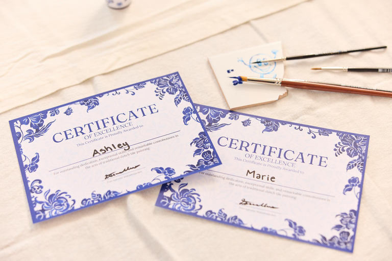 أمستردام: ورشة رسم البلاط الأزرق الهولندي التقليدي