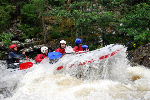 Fort William: Descenso de rápidos en el río Garry