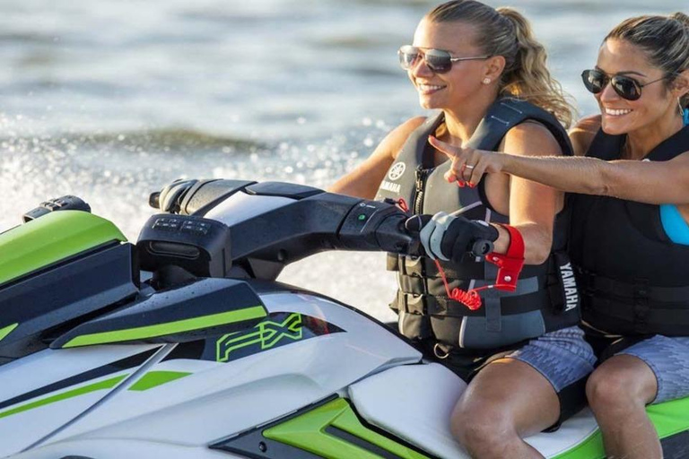 Jeddah: Red Sea Jet Ski Tour with Photos