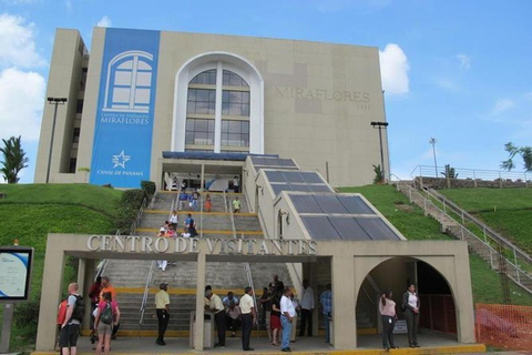 Panama City: Miraflores Visitor Center Ticket &amp; Transfer