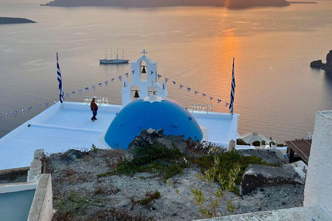 Santorini Private Customizable Land Tοur with Local Driver Santorini Private Land Tour With Local Driver