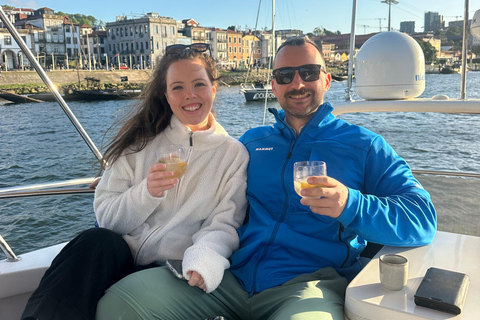 Porto: Luxury 7 Bridges Cruise, Port Wine Tasting & Sunset Shared Sunset Cruise with Welcome Drink