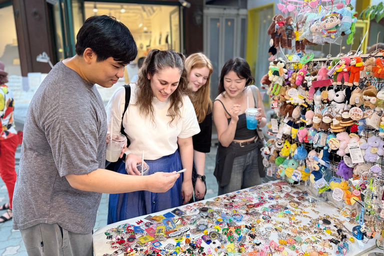 Seoul: Jongno 3-Ga and Ikseon-Dong Tour with Street Food