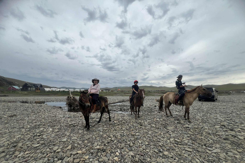 Winter tour: 2-Day Khustai &amp; Terelj National Park Tour