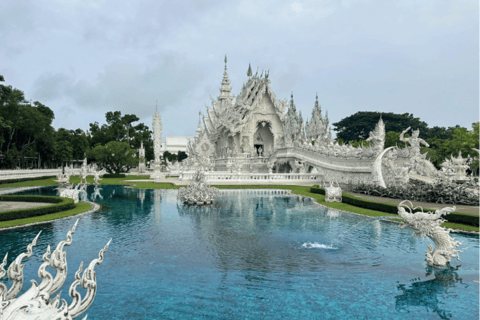 Chiang Mai: 2-Day Luang Prabang Slow Boat Tour & Hotel Chiang Mai:2-Day River Cruise to Luang Prabang&Pak Ou Caves