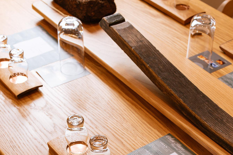 Oban: Distillery Tour with 3 Whisky Tastings