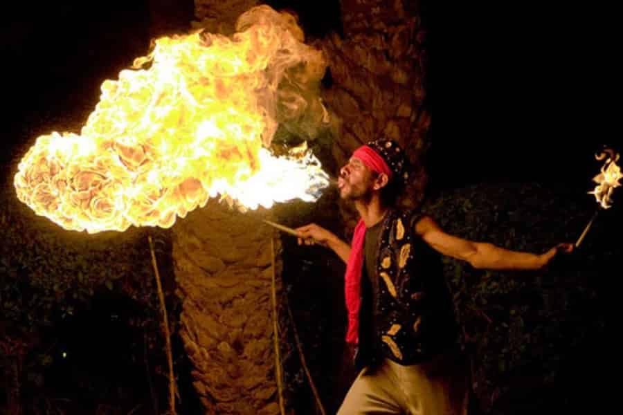 Marrakesch: Agafay-Wüste – Quad, Kamelritt & Feuershow-Dinner. Foto: GetYourGuide