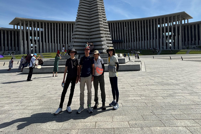 Hanoi City Highlights Shore Excursion Tour from Ha Long Port Private Guided Tour