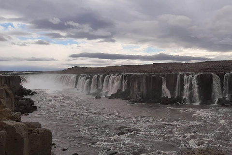 From Akureyri: Lake Mývatn & Dettifoss Private Tour