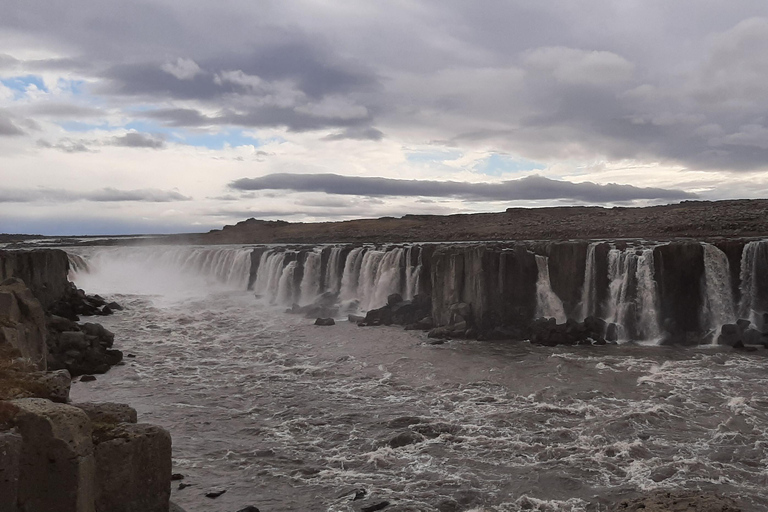 From Akureyri: Lake Mývatn & Dettifoss Private Tour