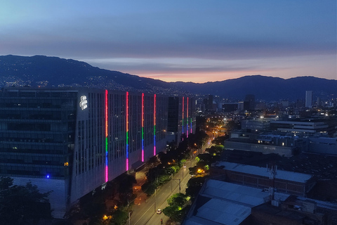 Medellin : Visite de la vie nocturne et de la fête en tant que local