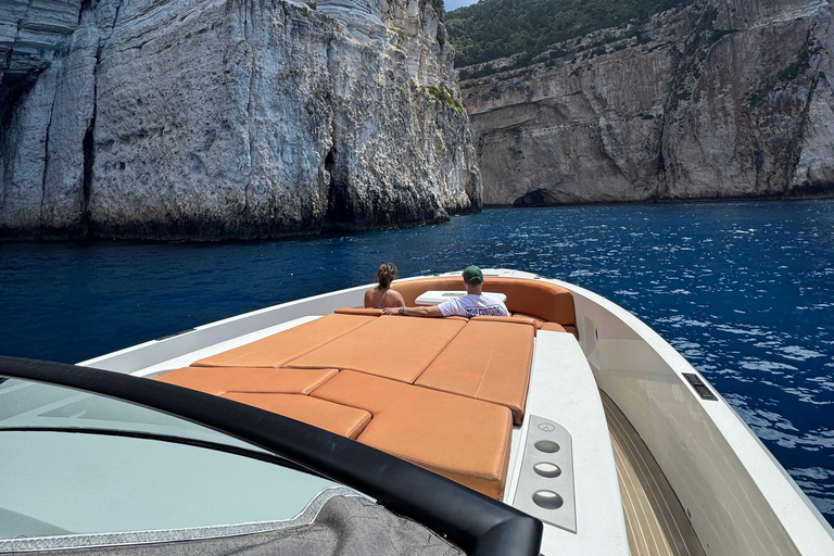 Corfu: Paxos Sea Caves & Antipaxos Private Yacht Cruise Oaseas - Compact Yacht, Up to 5 Guests
