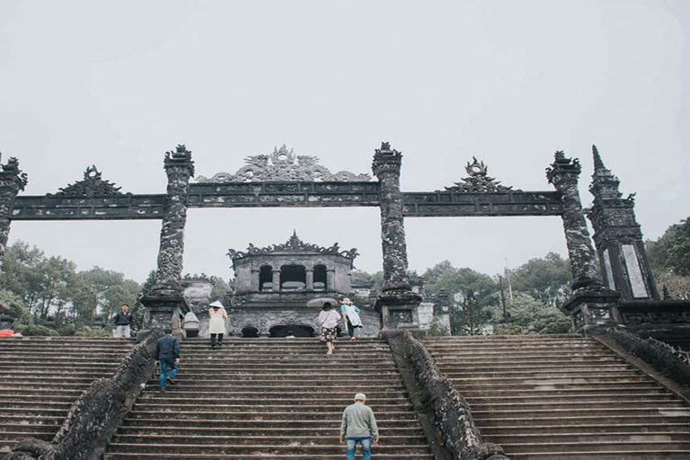 Hue Tagestour Entdecken Sie Hue Imperial &amp; Hai Van PassAbholung und Rücktransfer von Da Nang High Quality Group 12 Pax