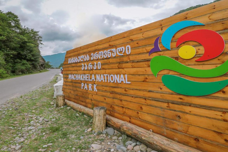 Weintour durch die Machakhela-Schlucht mit Mittagessen ab Batumi