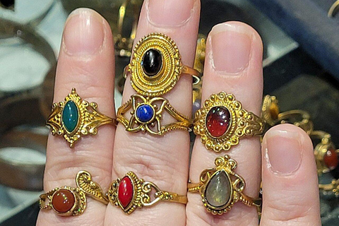 Exclusive Agra Leather & jewellery Boutique Tour Agra: Famous Leather Workshop Tour