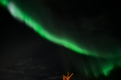 Tromsø: recorrido en busca de la aurora boreal con aperitivos y bebidas