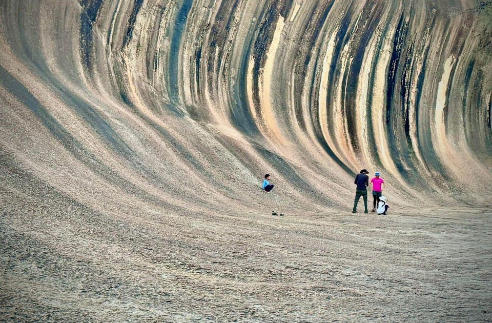 Wave Rock, Hippo’s Yawn, Mulka’s Cave One day Tour | GetYourGuide