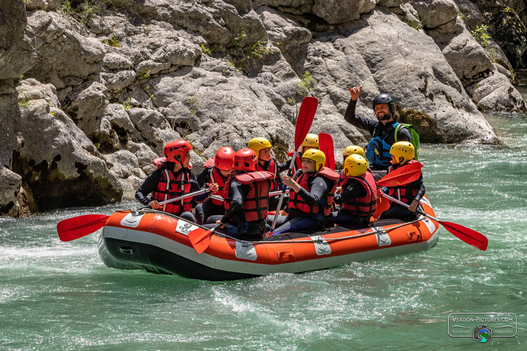 Castellane: Verdon Gorge Sublime Point Sporty Rafting Tour