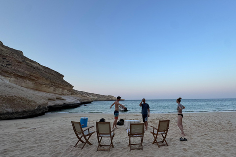 Muscat: Overnight Beach Camping with BBQ Dinner