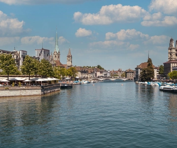 Zurich: Guided Walking Tour with Food Tasting