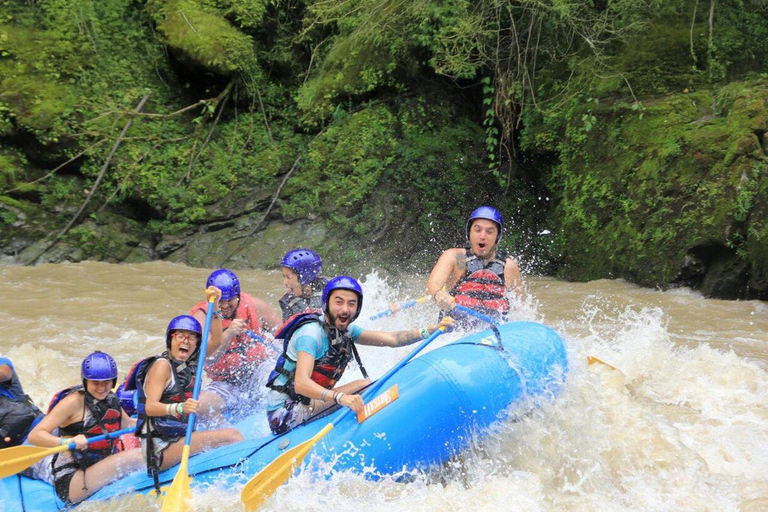 San José: Pacuare Hiking and Rapid Rafting 2-Day Trip
